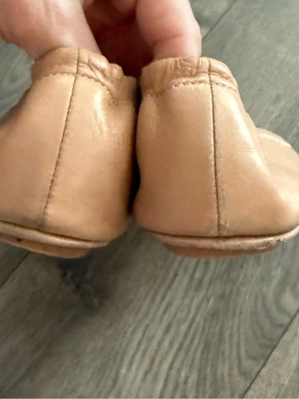 Tory Burch Minnie Reva Nude/Tan Logo Ballet Flats